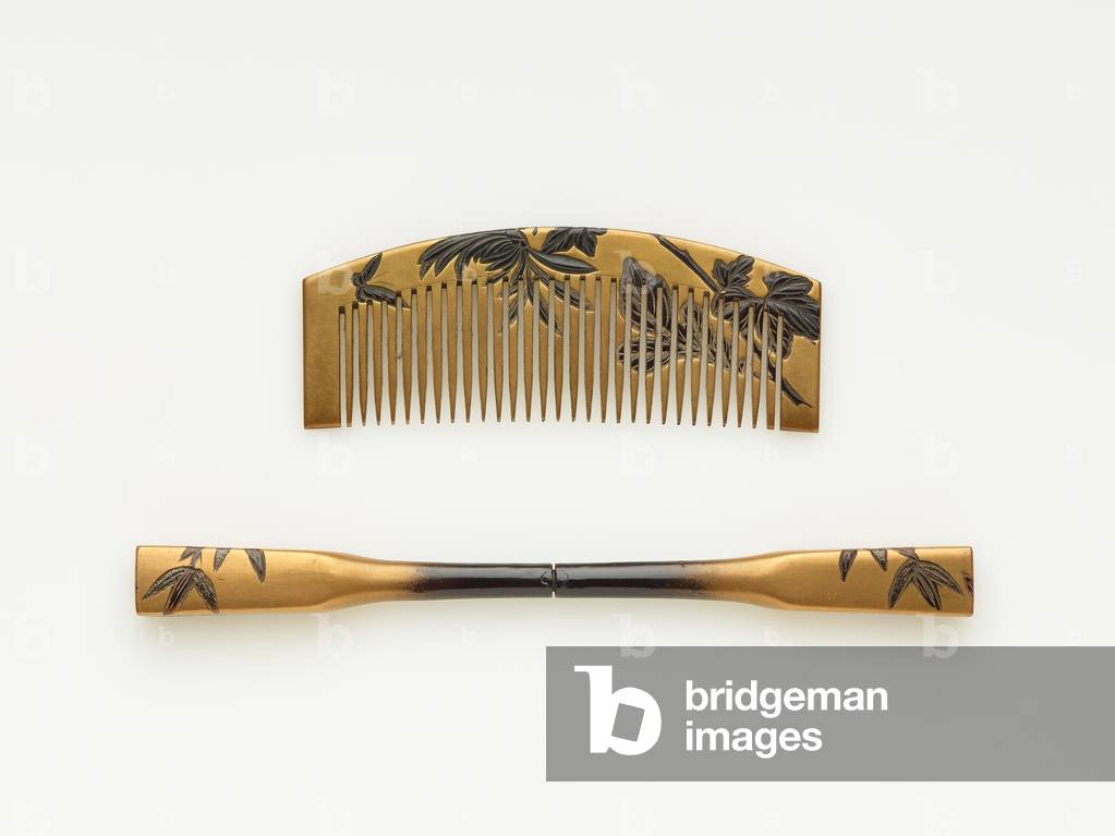 Comb and hairpin, late 19th-early 20th century (wood with lacquer and gold)
