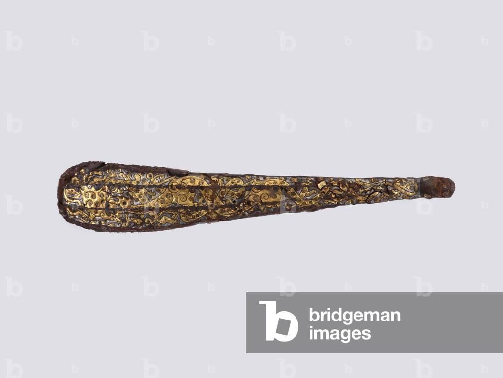 Garment hook (daigou), c.5th-4th century BC (iron with gold and silver inlay)