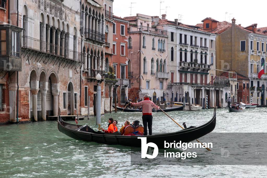 A ride with the gondola on the Canal Grande, Venice,Italy (photo)