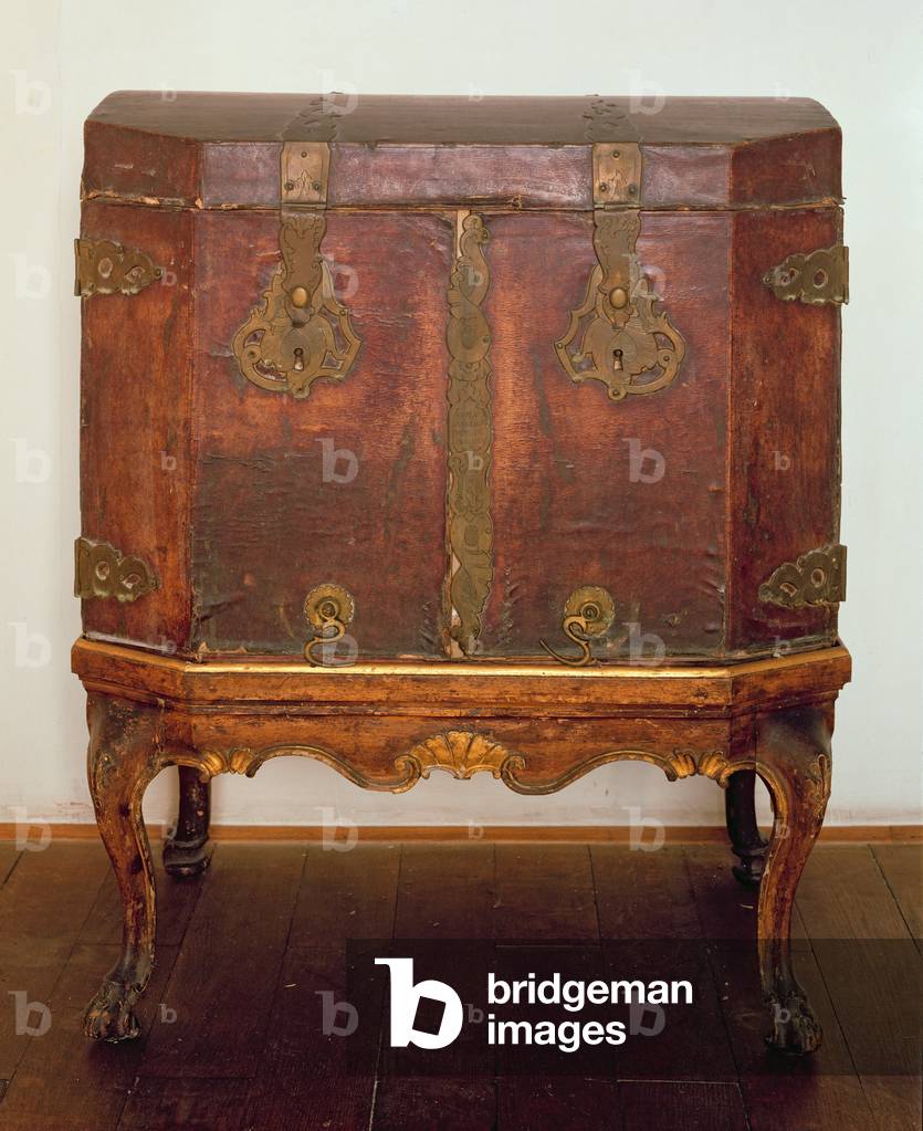 Tronco viaggiante su supporto, Veneziano, sec. XVIII (legno)