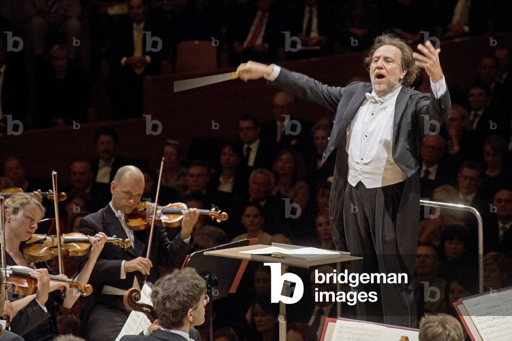 Riccardo Chailly, conducting the Gewandhausorchester Leipzig at Lucerne Festival