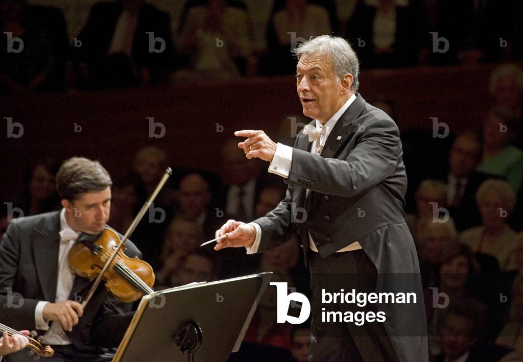 Zubin Mehta conducting the Vienna Philharmonic Orchestra