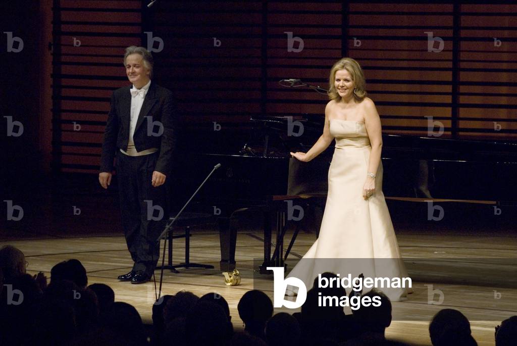 Renee Fleming singing with Hartmut Holl