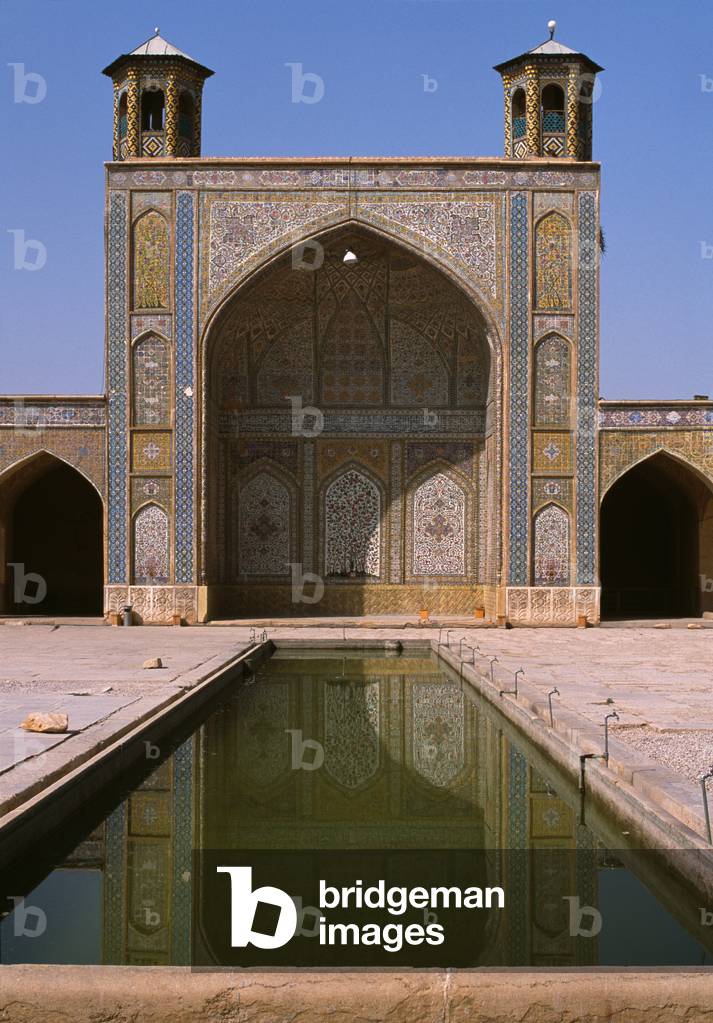 The Vakil Mosque, East Iwan (photo)