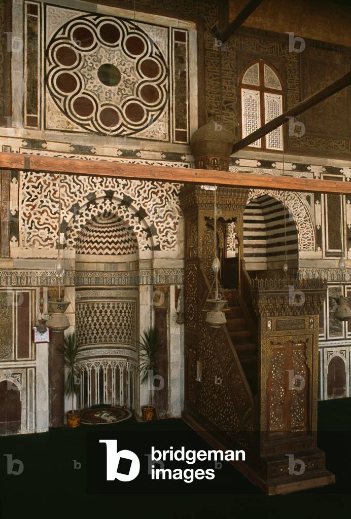 El-Mouayed Mosque, Qibla wall, mihrab and minbar, Cairo (photo)