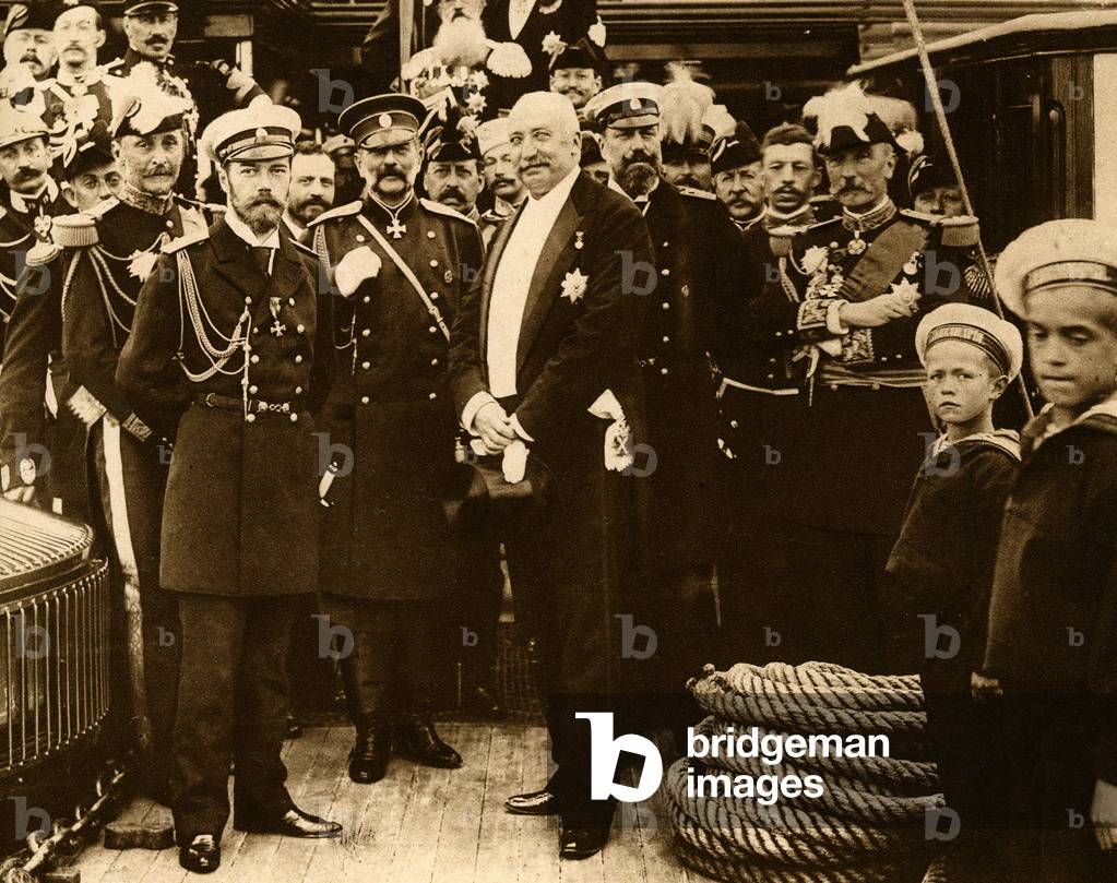 The first official photograph of the Franco-Russian alliance on August 26, 1897 aboard the French battleships Pothuau Nicolas II and Felix Faure