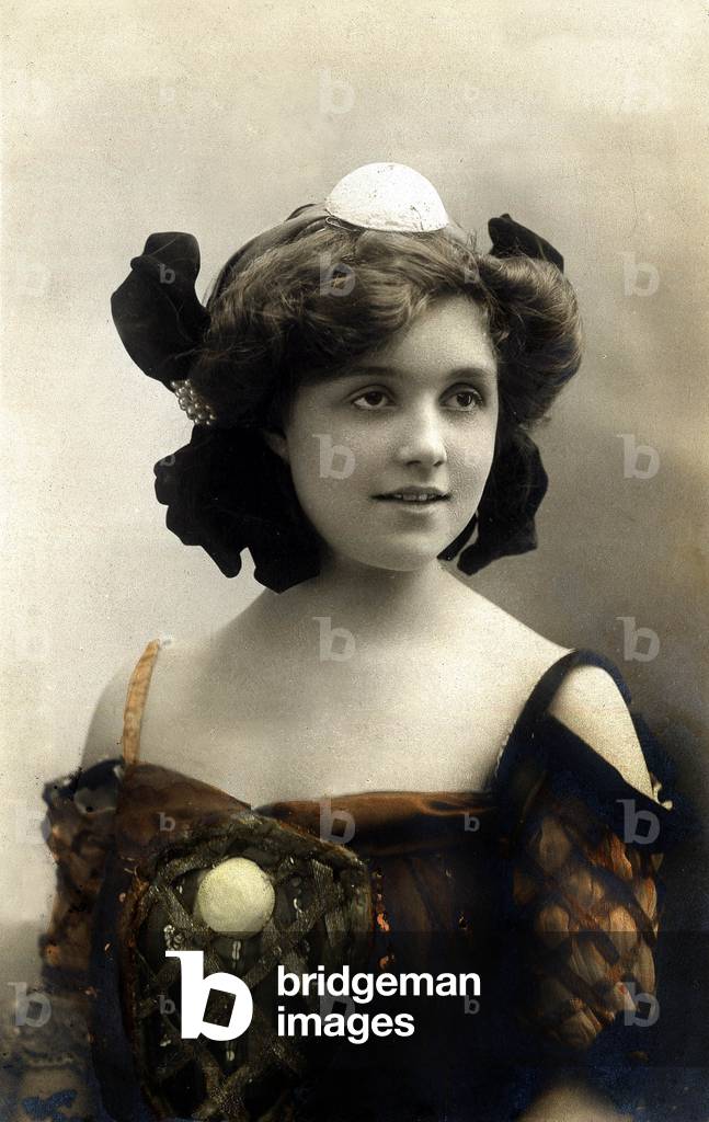 Clara Davine