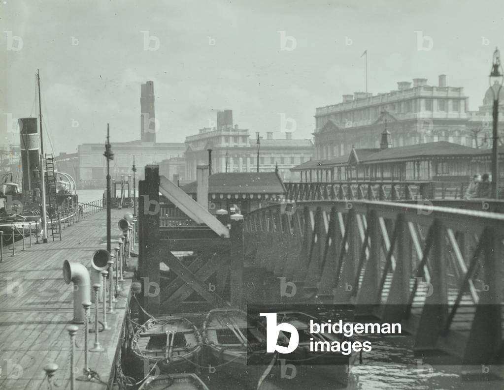 Greenwich Pier: gangway, 1937 (b/w photo)