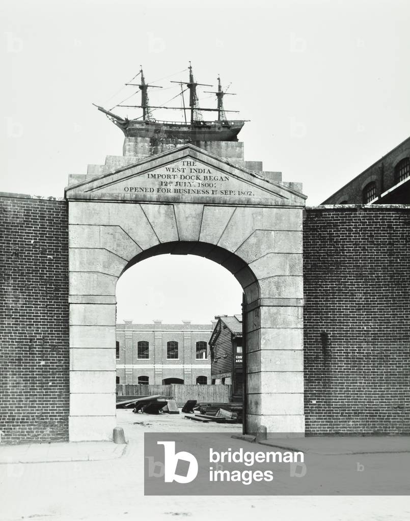 West India Docks: gate of import docks, London, 1912 (b/w photo)