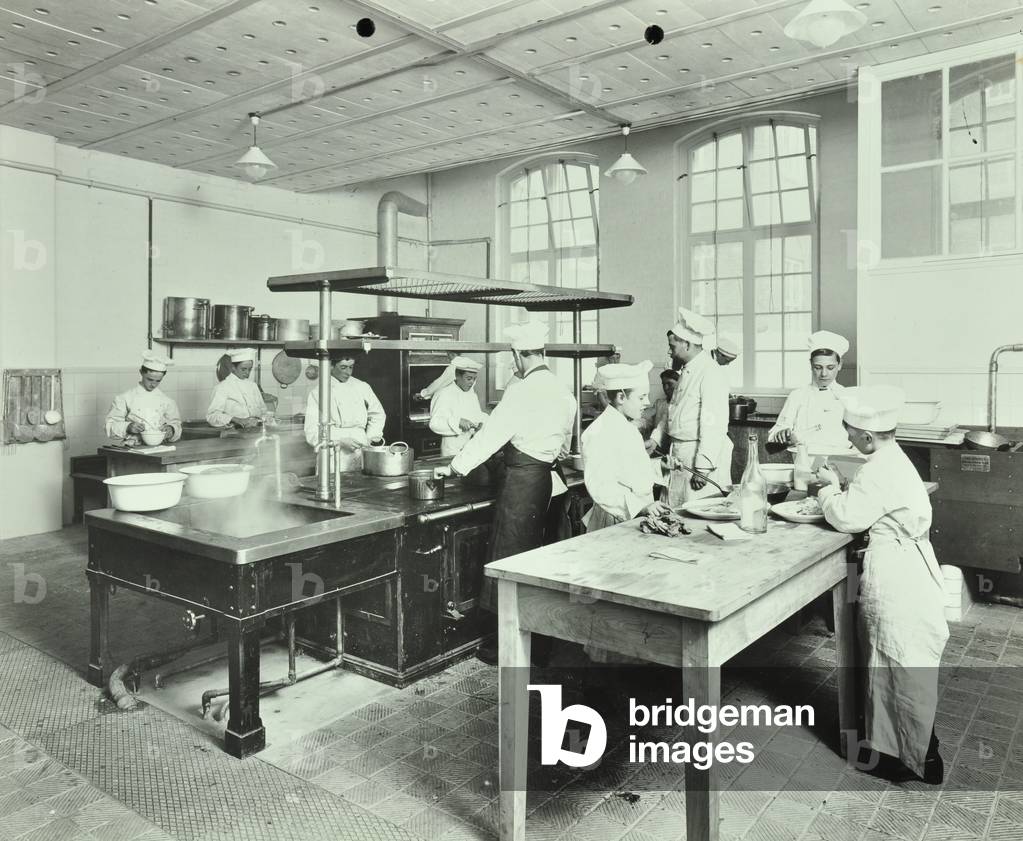 Westminster Technical Institute: the kitchen, 1910 (b/w photo)