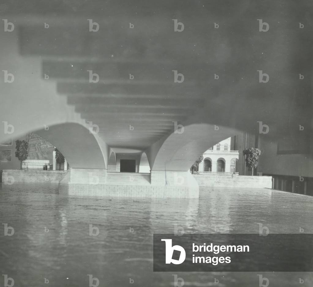 Waterloo Bridge: architectural model, 1935 (b/w photo)