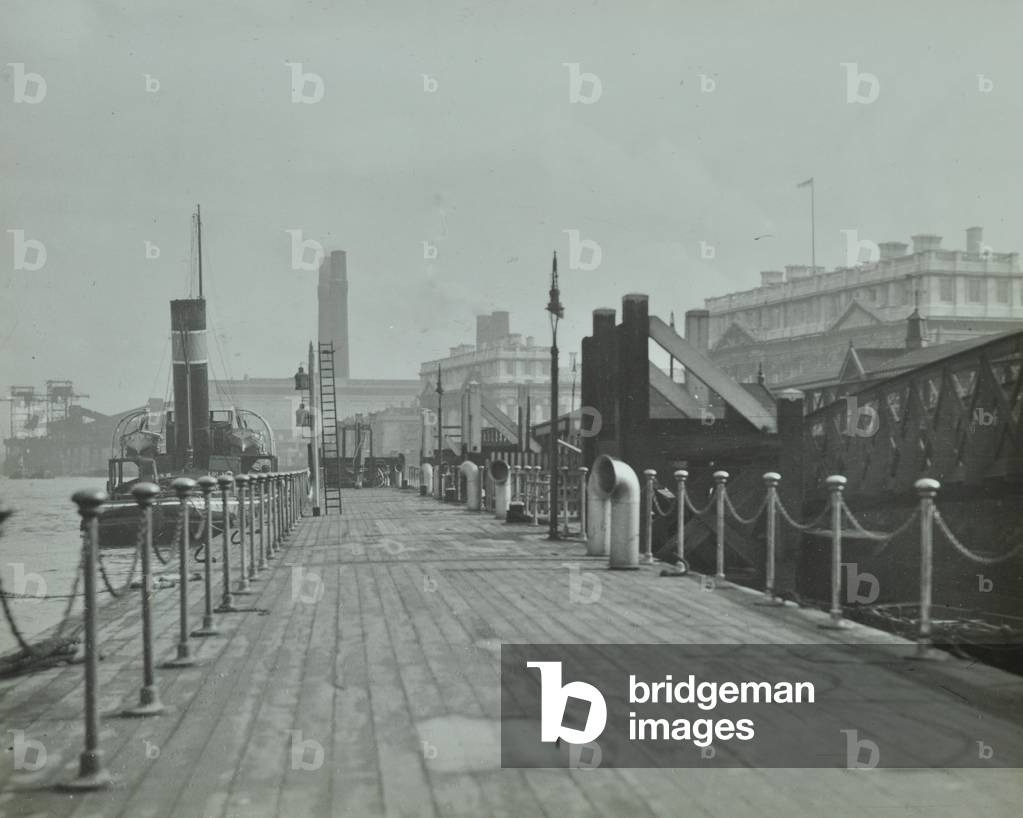 Greenwich Pier: floating gangway, 1937 (b/w photo)
