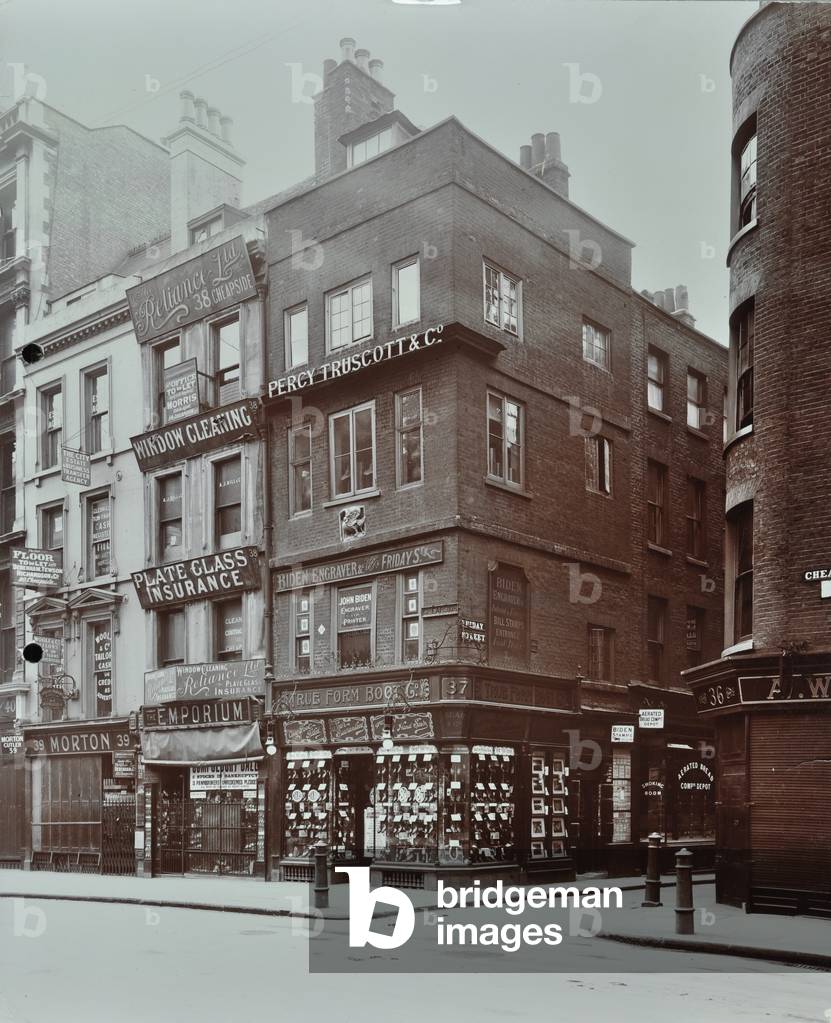 37-39 Cheapside, by Friday Street, City of London, 1908 (b/w photo)