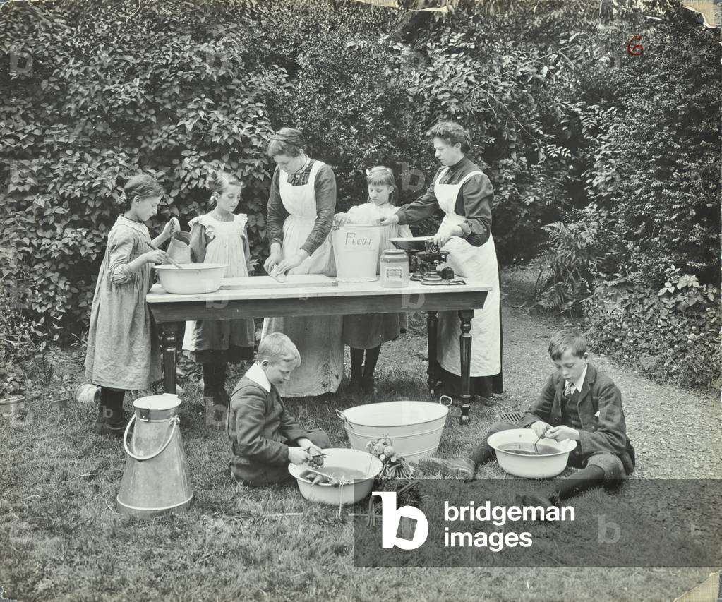 Birley House Open Air School, Forest Hill: preparing vegetables and pastry, 1908 (b/w photo)
