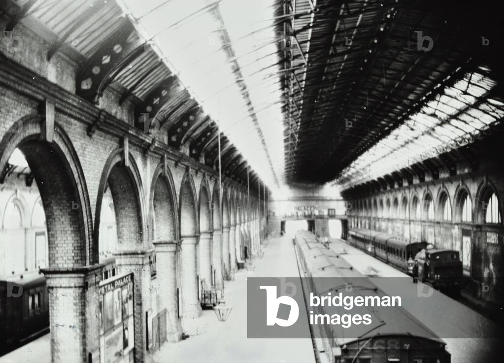Crystal Palace, High Level Station: interior, with trains, 1921 (b/w photo)