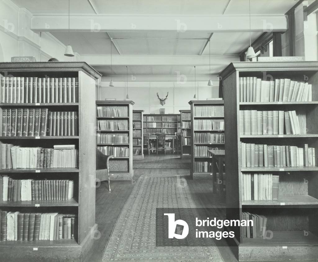 Sloane School: library, 1936 (b/w photo)