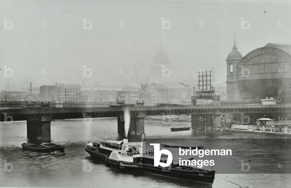 Cannon Street Railway Station: view from London Bridge, 1918 (b/w photo)