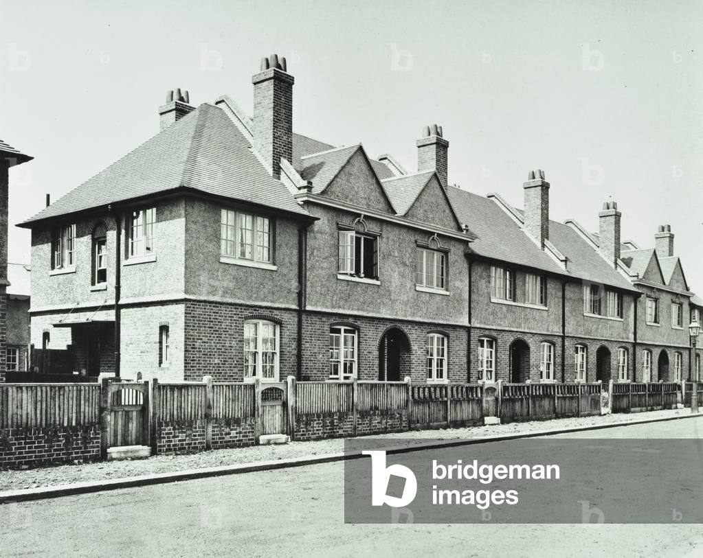 Totterdown Fields Estate, London, 1906 (b/w photo)