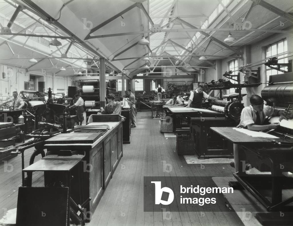 London School of Printing: machine shop, 1933 (b/w photo)