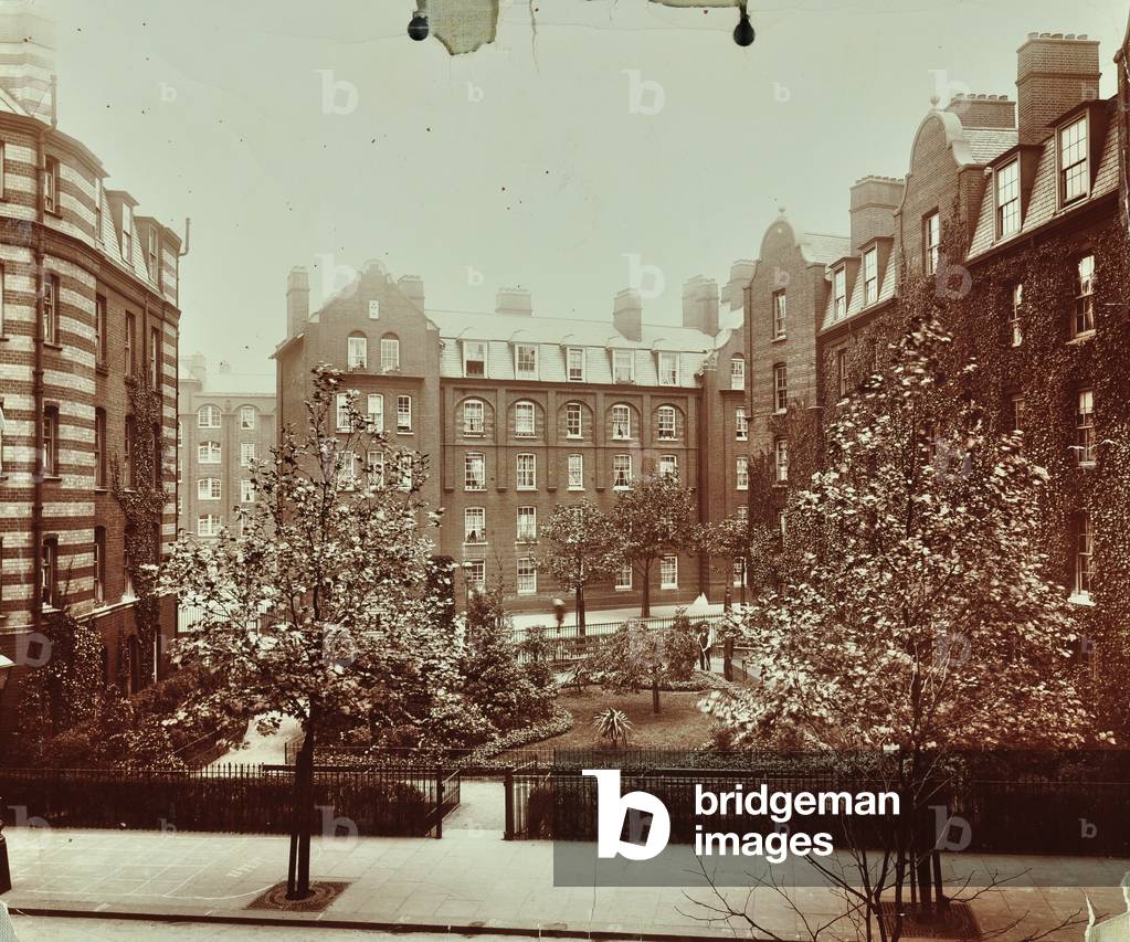 View of Boundary Estate, London, 1907 (b/w photo)