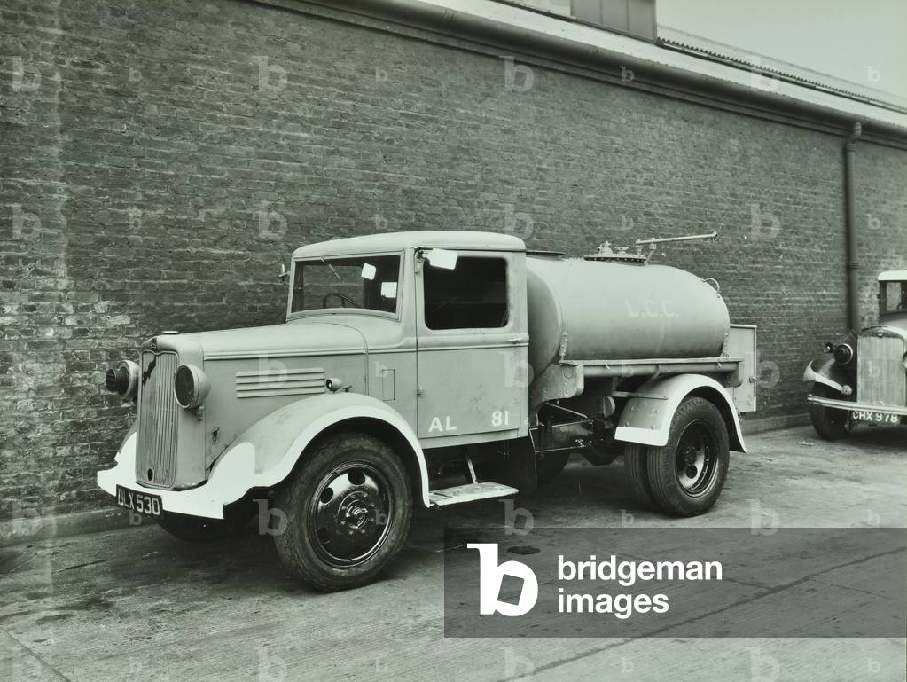 Bedford tank lorry, 1941 (b/w photo)