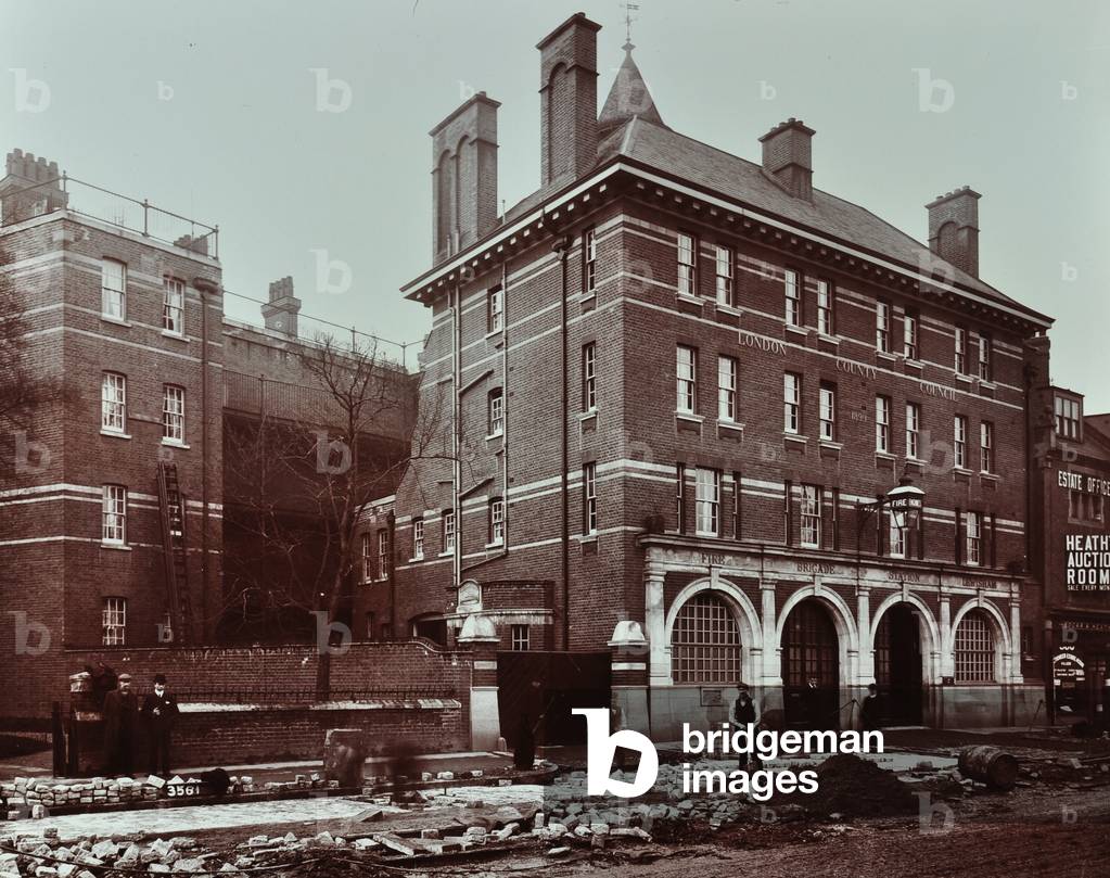 Lewisham Fire Station: exterior, 1906 (b/w photo)