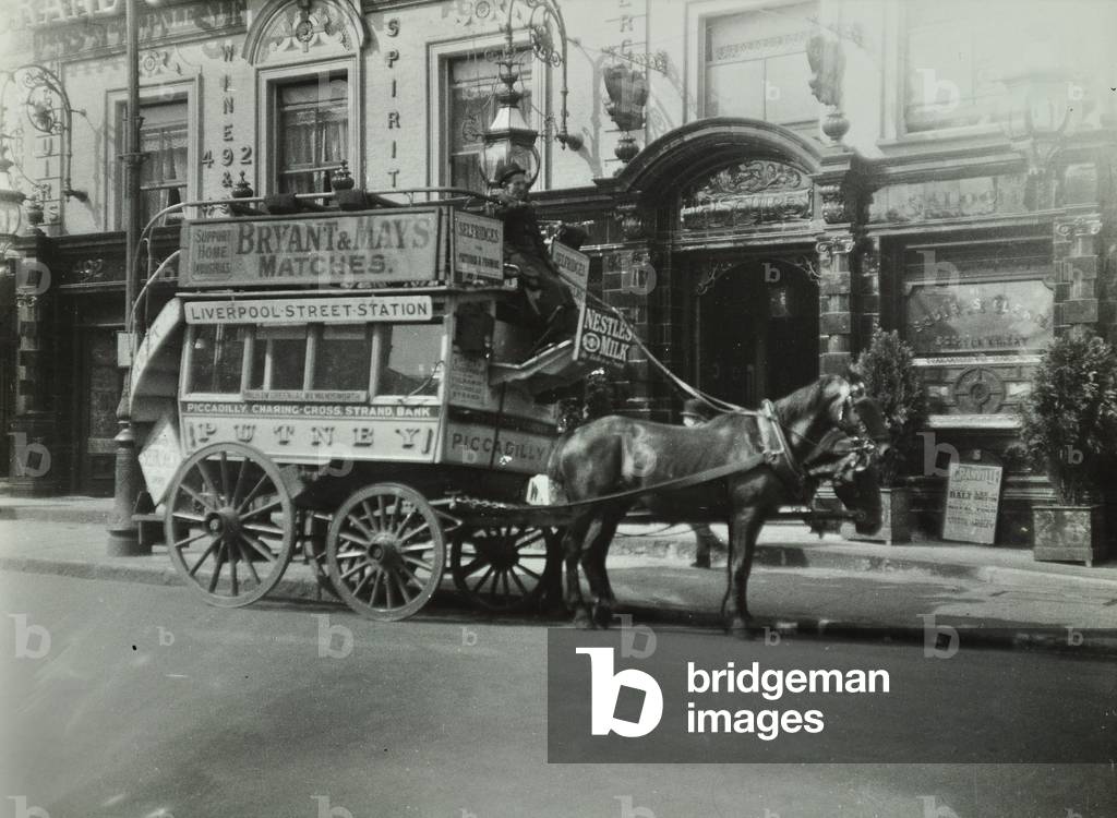 Private horse-drawn coach, 1910 (b/w photo)