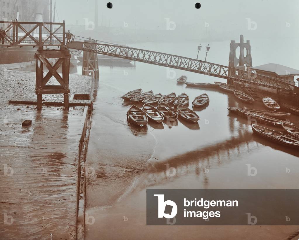 Limehouse Pier, 1908 (b/w photo)