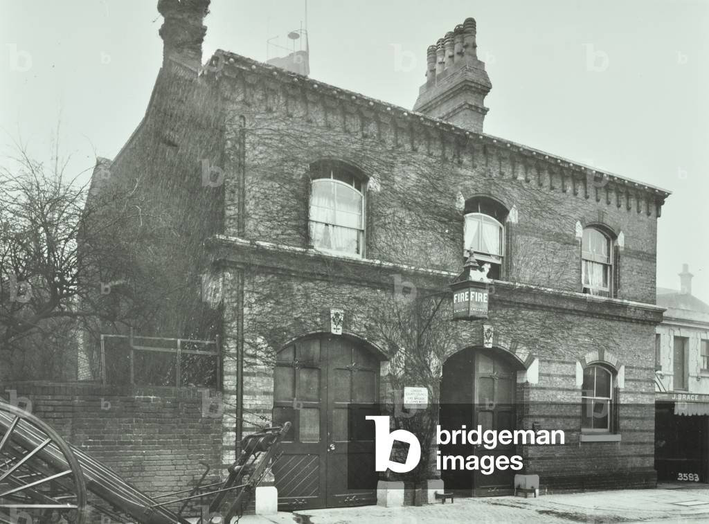 Saint John's Wood Fire Station: exterior, 1906 (b/w photo)