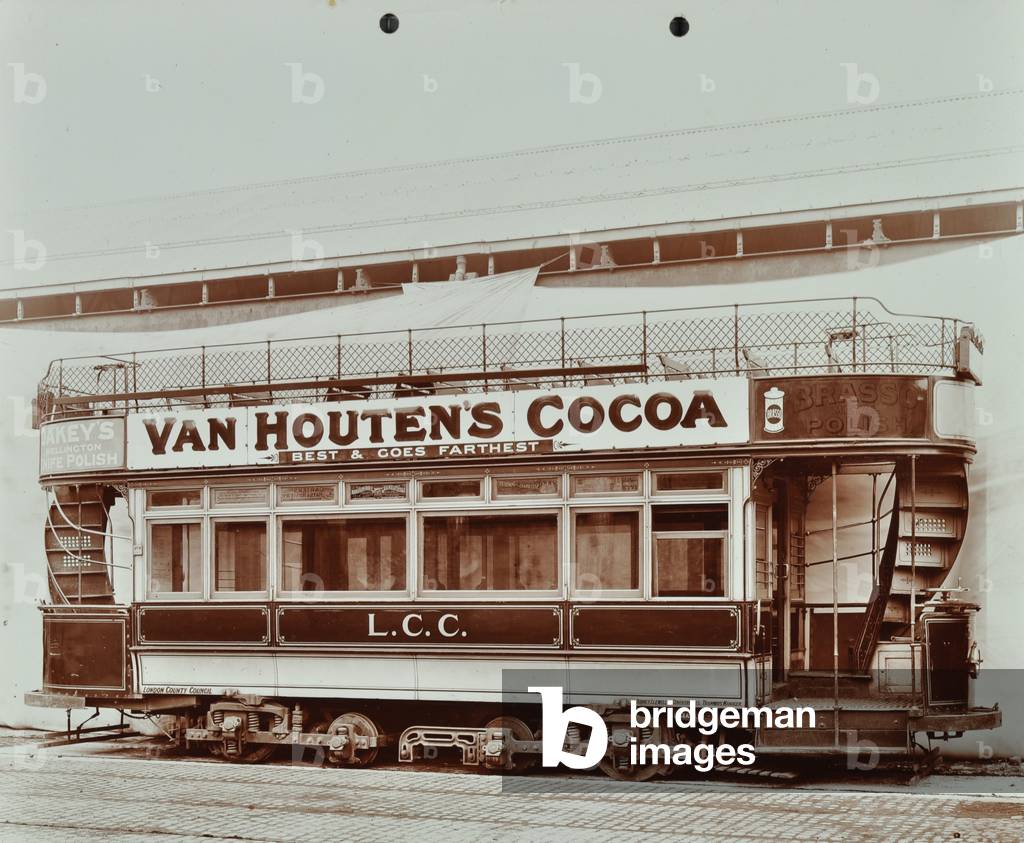 Exterior view of electric tramcar, 1907 (b/w photo)