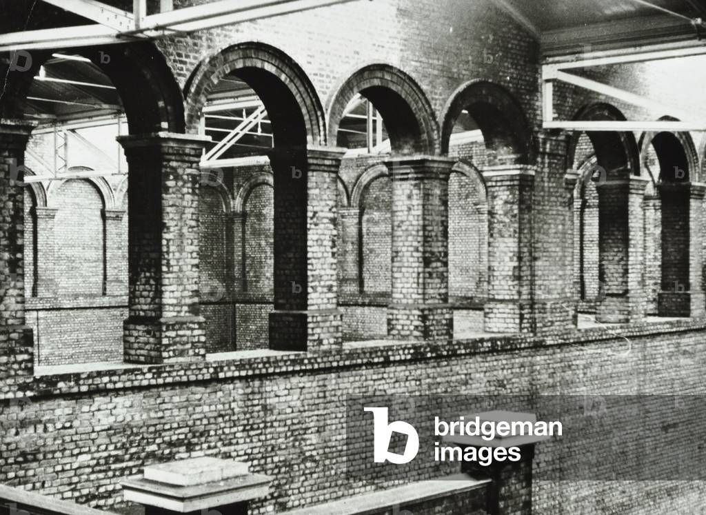 Crystal Palace, Lower Level Station: Interior, 1971 (b/w photo)
