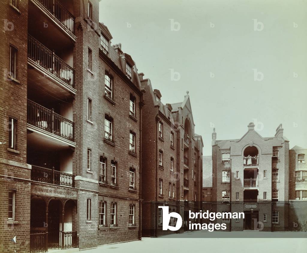 Borough Road Estate: residential tenements, London, 1901 (b/w photo)