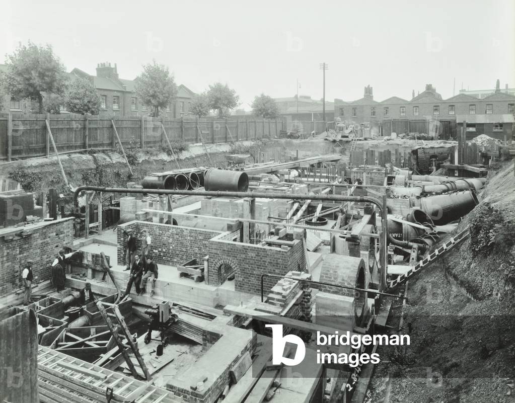 Earl Pumping Station, Yeoman Street: construction in progress, 1941 (b/w photo)