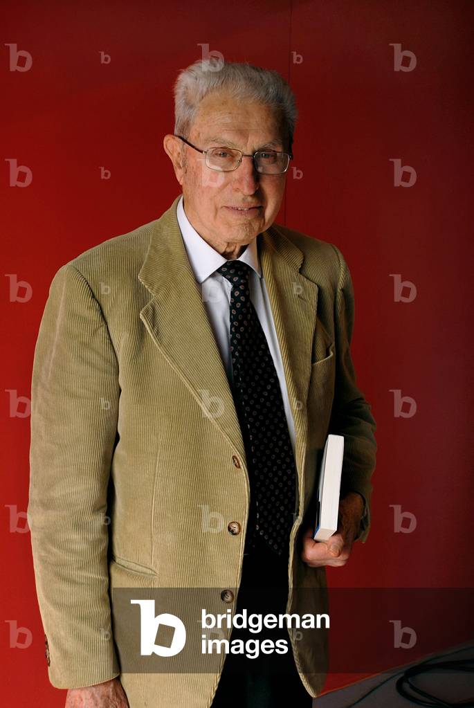 Portrait of Vittorio Dan Segre, writer. Photography 2008