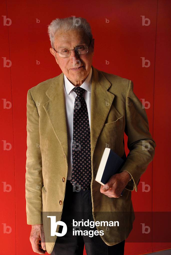 Portrait of Vittorio Dan Segre, writer. Photography 2008