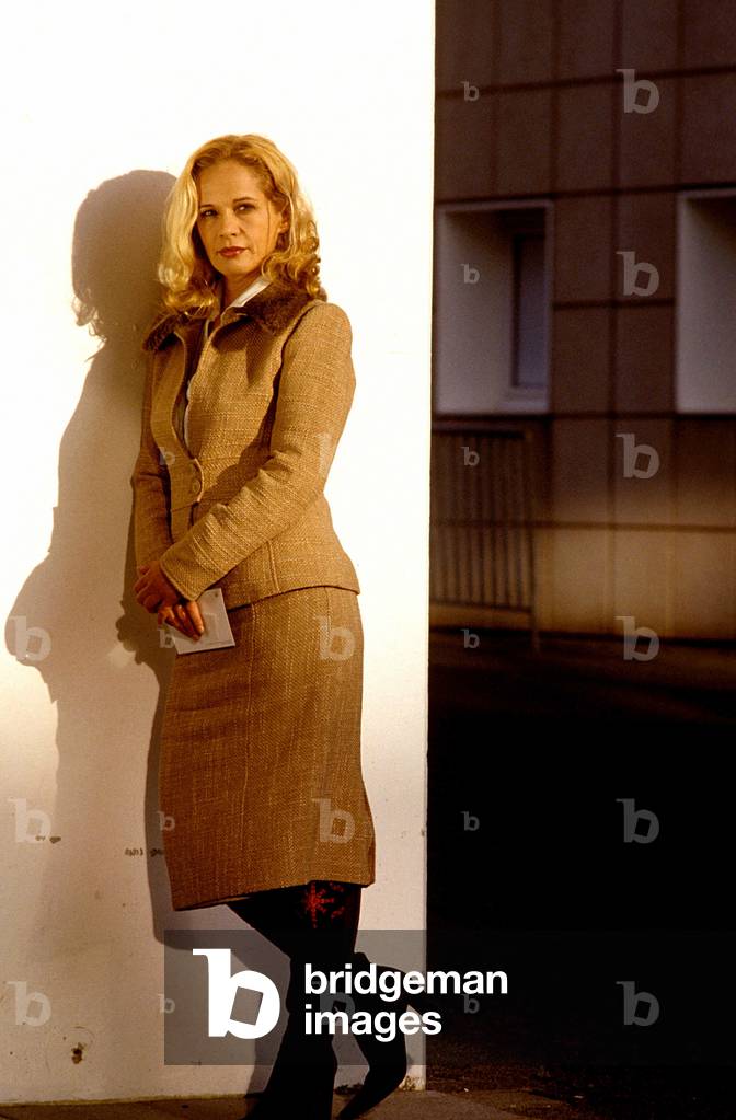 portrait of Alona Kimhi writer of Ukrainian origin.