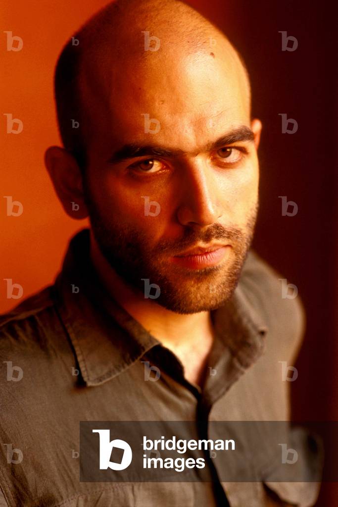 Bild von Fotografie "Porträt von Roberto Saviano"