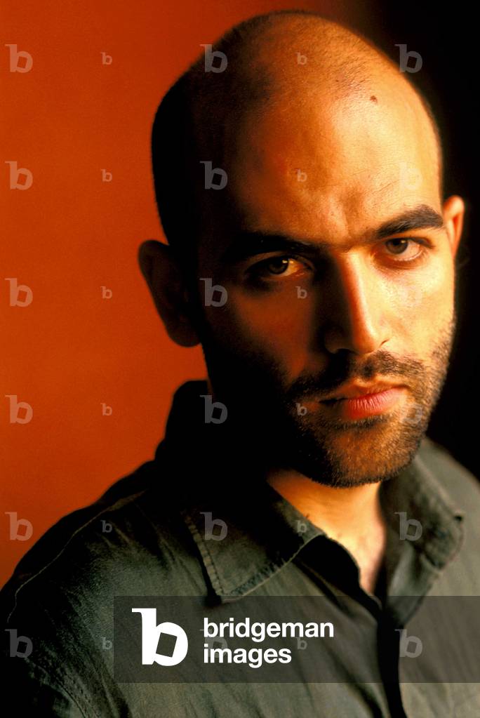 Ritratto di Roberto Saviano, scrittore italiano nel 2006.