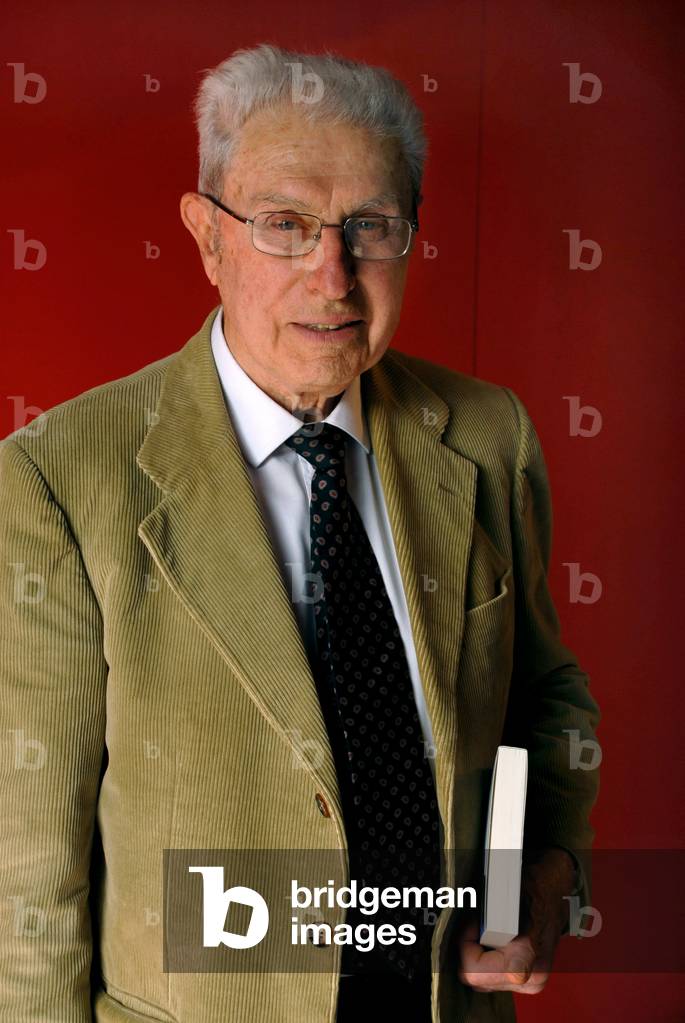 Portrait of Vittorio Dan Segre, writer. Photography 2008