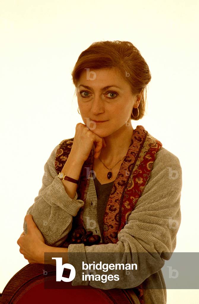 Portrait of the writer Sylvie Germain around 2000.