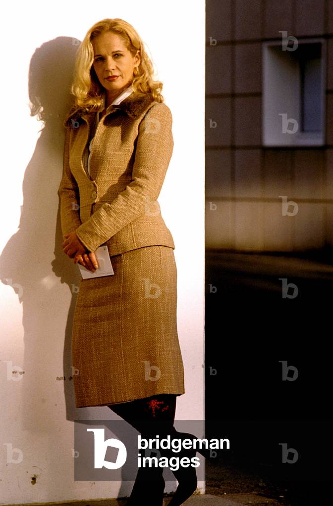 portrait of Alona Kimhi writer of Ukrainian origin.