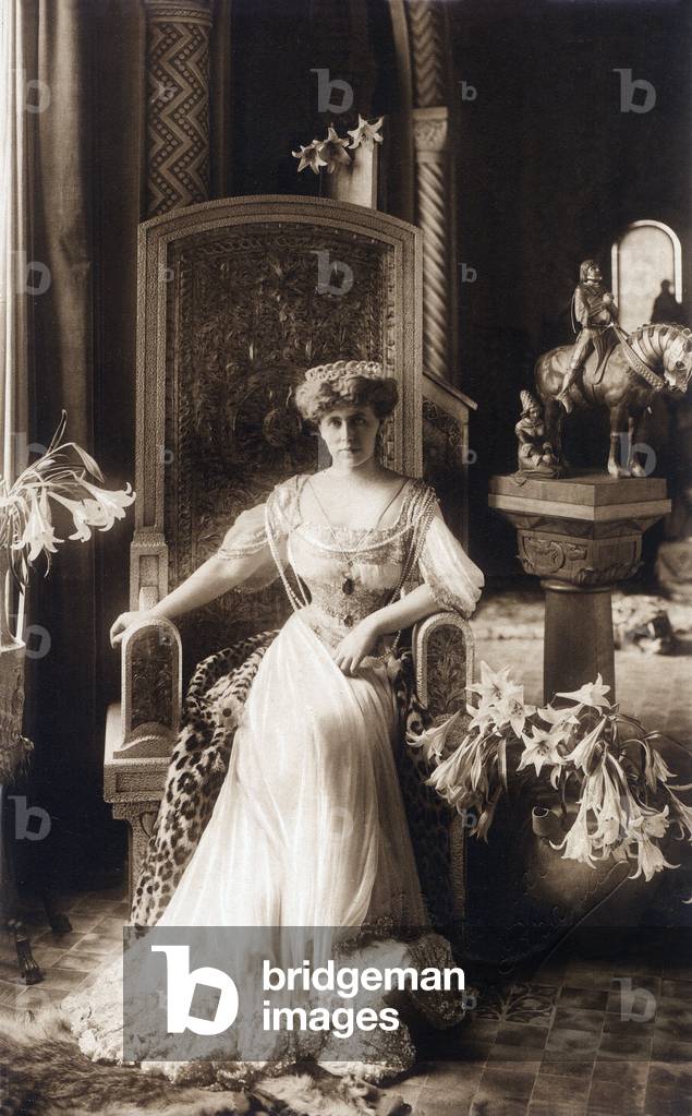 Portrait of Princess Mary of Romania (or Mary of Saxony-Coburg-Gotha or Saxony Cobourg Gotha) (1875-1938) around 1920.