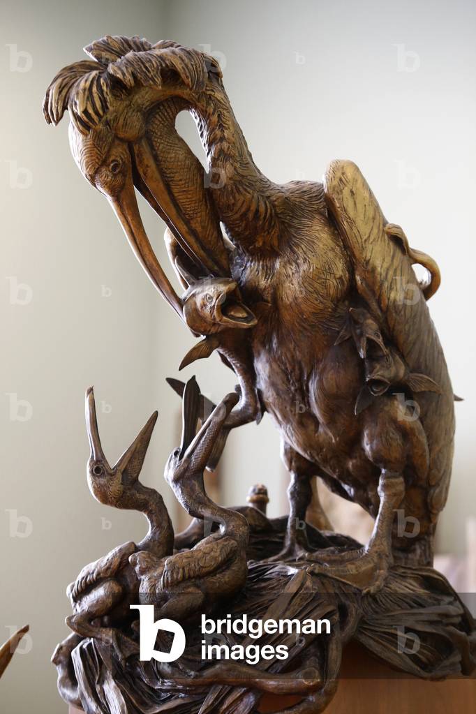 Le plican gastronome (The gourmet pelikan), detail, 1890 (gilded bronze)