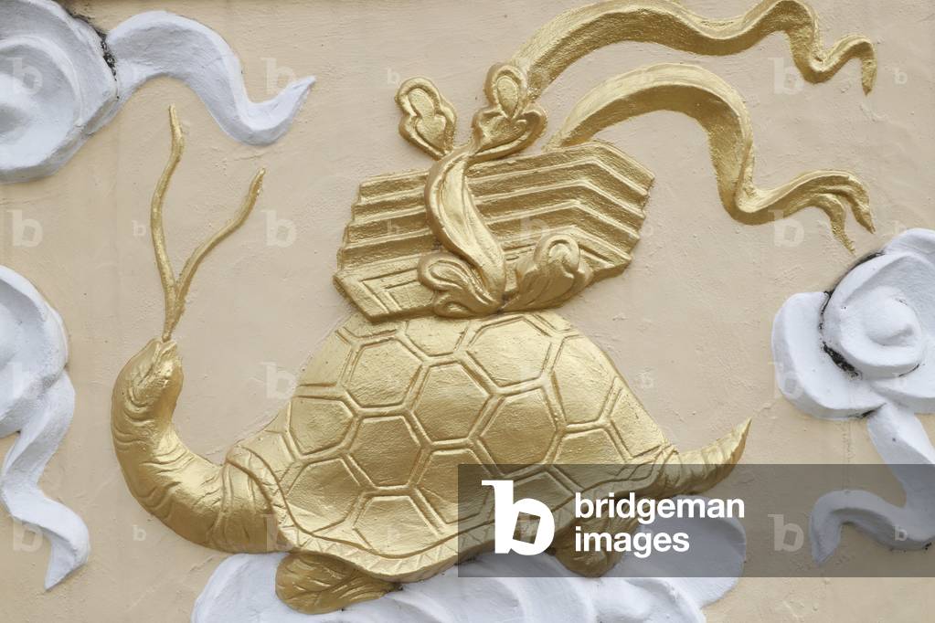 Vinh Trang Buddhist temple, The turtle a symbol of long life, health and medicine, My Tho, Vietnam (photo)