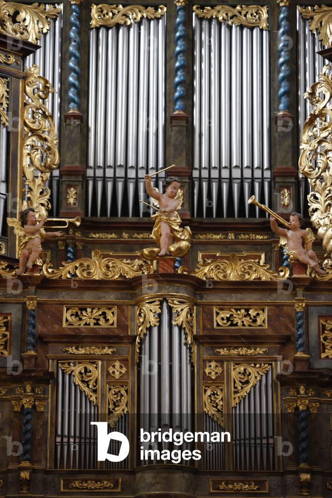 Gottweig benedictine abbeyChurch organ and angels, Gottweig, Austria