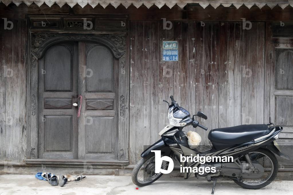 Wooden traditional house,  Chau Doc, Vietnam, 2018 (photo)
