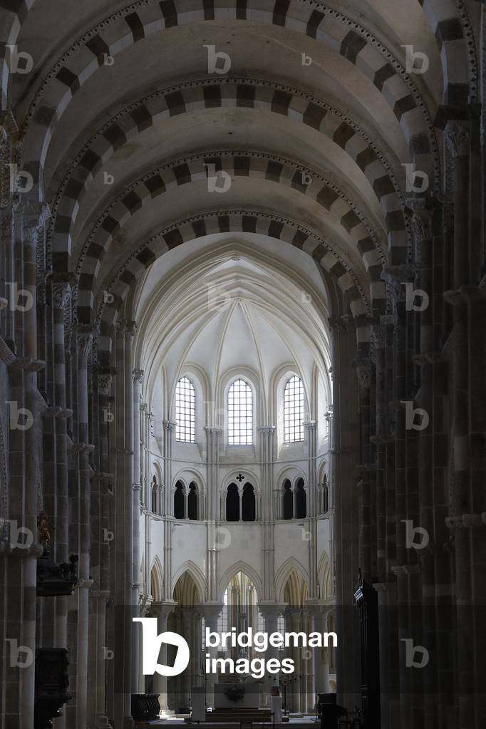 Saint Mary Magdalene basilica, Vezelay, France. Nave
