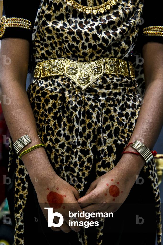 Shivaratri celebration at the Paris Ganesh Temple, France, Dancer dressed as Shiva (photo)