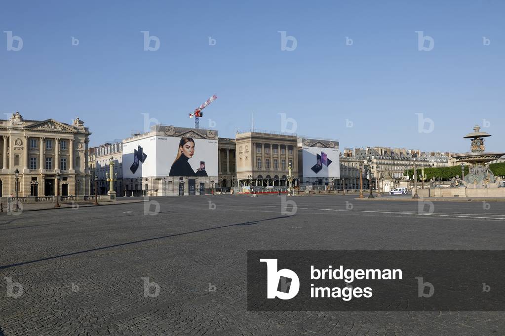 Place de la Concorde, Paris, France during the May 2020 lockdown, 2020 (photo)