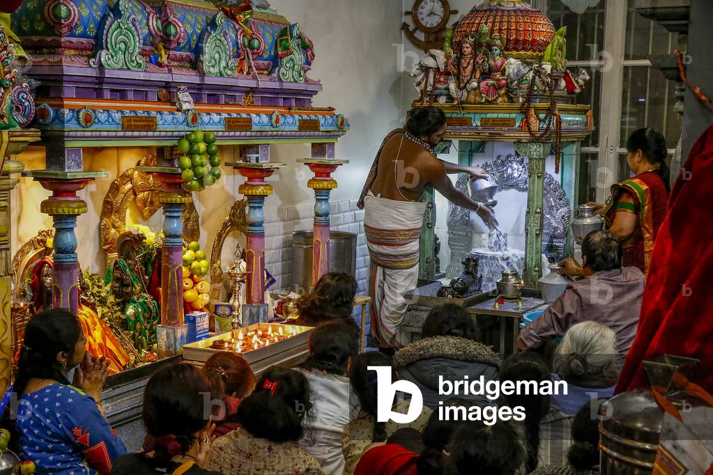 Shivaratri celebration at the Paris Ganesh Temple, France (photo)